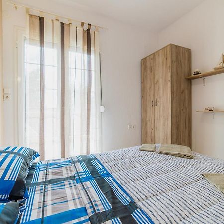 Family Resort 2 Ofrínion 외부 사진